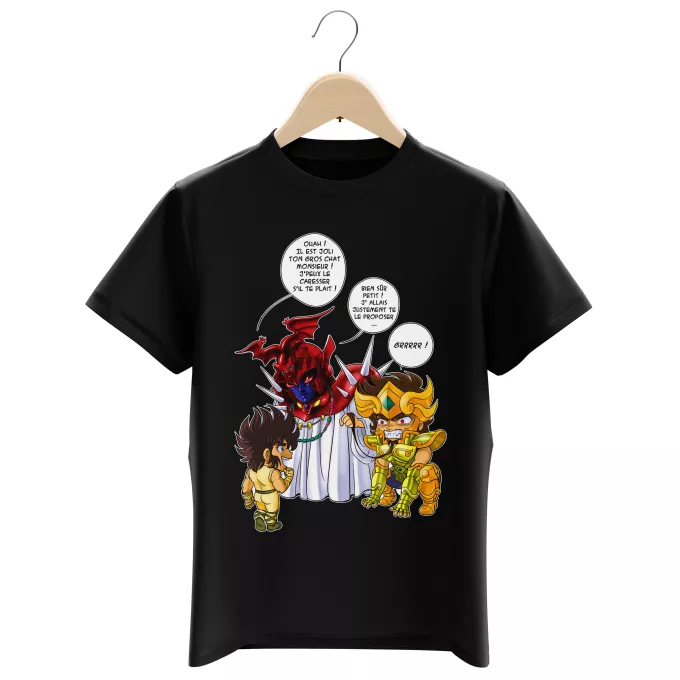 T-shirts Enfants Garçons Parodie Saint Seiya Un gros chat sauvage en laisse ! - Aiolia chevalier d'or du Lion face au Grand Pope
