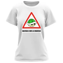 T-shirt Femme La carapace verte « Obstacle sur la chaussée ! » – Parodie Mario Kart