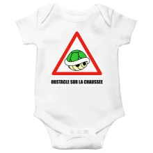 Body bébé La carapace verte « Obstacle sur la chaussée ! » – Parodie Mario Kart
