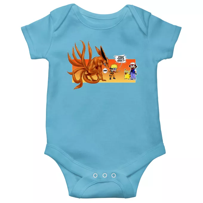 Body bébé manches courtes (garçons) Parodie Pokémon Un nouveau dresseur... - Naruto, Kyubi X Sasha, Pikachu