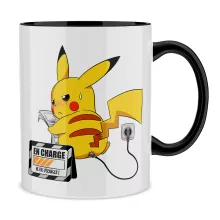 Mug Pikachu « En Charge... Ne pas déranger ! » – Parodie Pokémon