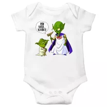 Yoda Baby Strampler “Yoda von Star Wars und Gott von DBZ” – Parodie auf Star Wars