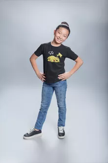 T-shirt Enfant Fille Pikachu « Batterie à plat ! » – Parodie Pokémon