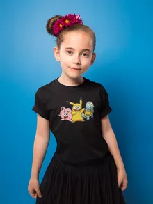 T-shirt Enfant Fille Bob « Une troupe de joyeux Cosplayers » – Parodie Pokémon