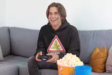 Sweat à capuche La banane « Chaussée glissante ! » – Parodie Mario Kart