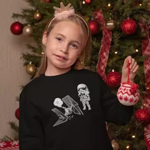 Pull Enfant Caricature SD Stormtrooper « Drone Mania : Le cadeau d'anniversaire d'un Stormtrooper » – Parodie Star Wars