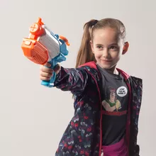 T-shirt Enfant Fille « C'est pas ma guerre !! » – Parodie Rambo