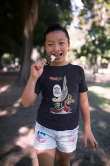 T-shirt Enfant Fille Link « Un elfe à la mer.... » – Parodie Zelda