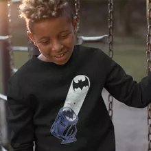 Kinder Pullover “Bat-Signal” – Parodie auf Batman