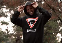 Sweat à capuche Bill Ball « Cédez le passage ! » – Parodie Mario Kart