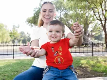 T-shirt bébé Natsu « Une Fusion de feu » – Parodie Pokémon
