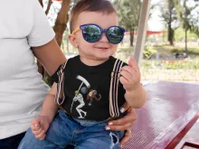 T-shirt bébé Sieg Jaeger « Une partie de Base-Ball titanesque » – Parodie L'attaque des Titans