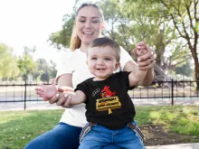 T-shirt bébé « Oiseau méchant » – Parodie Angry Birds