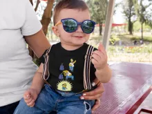 The Simpsons Baby's T-shirt “The Simpsons and Minions” – Minions parody