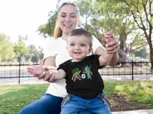 Capricorn Shura Baby T-shirts “Capricorn Shura en Dragon Shiryu” – Saint Seiya parodie