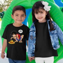 Ruffy Hak Versioni Kinder T-Shirt “Ruffy Hak Versioni und Gollum” – Parodie auf One Piece