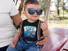 T-shirts para bebés Link “Link e Casa do Kame” – Zelda de parodia