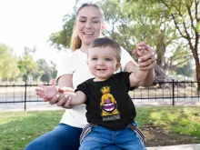 T-shirt bébé Le Roi « J'tai Clashé !! » – Parodie Clash Royale